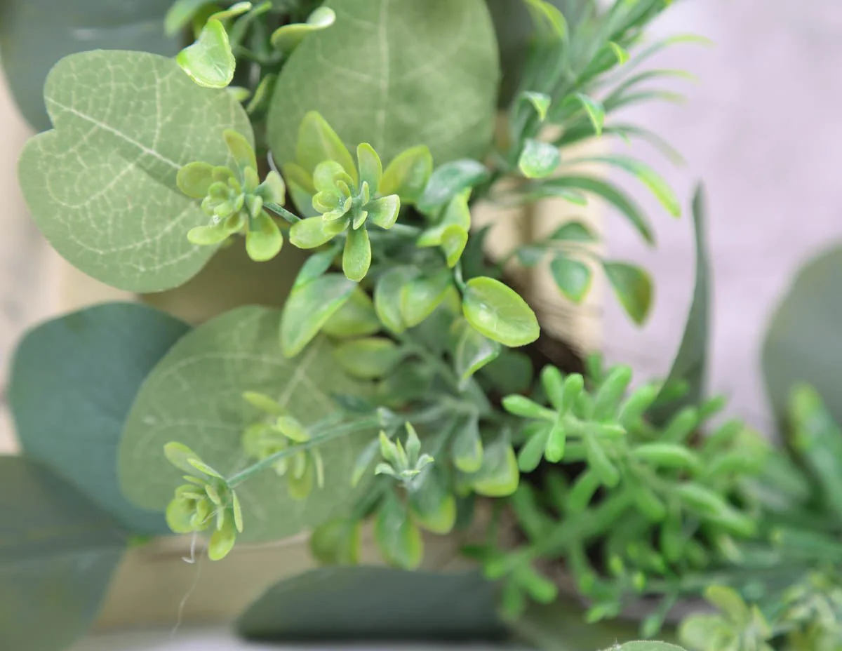 20" Mixed Eucalyptus Wreath - Image 3