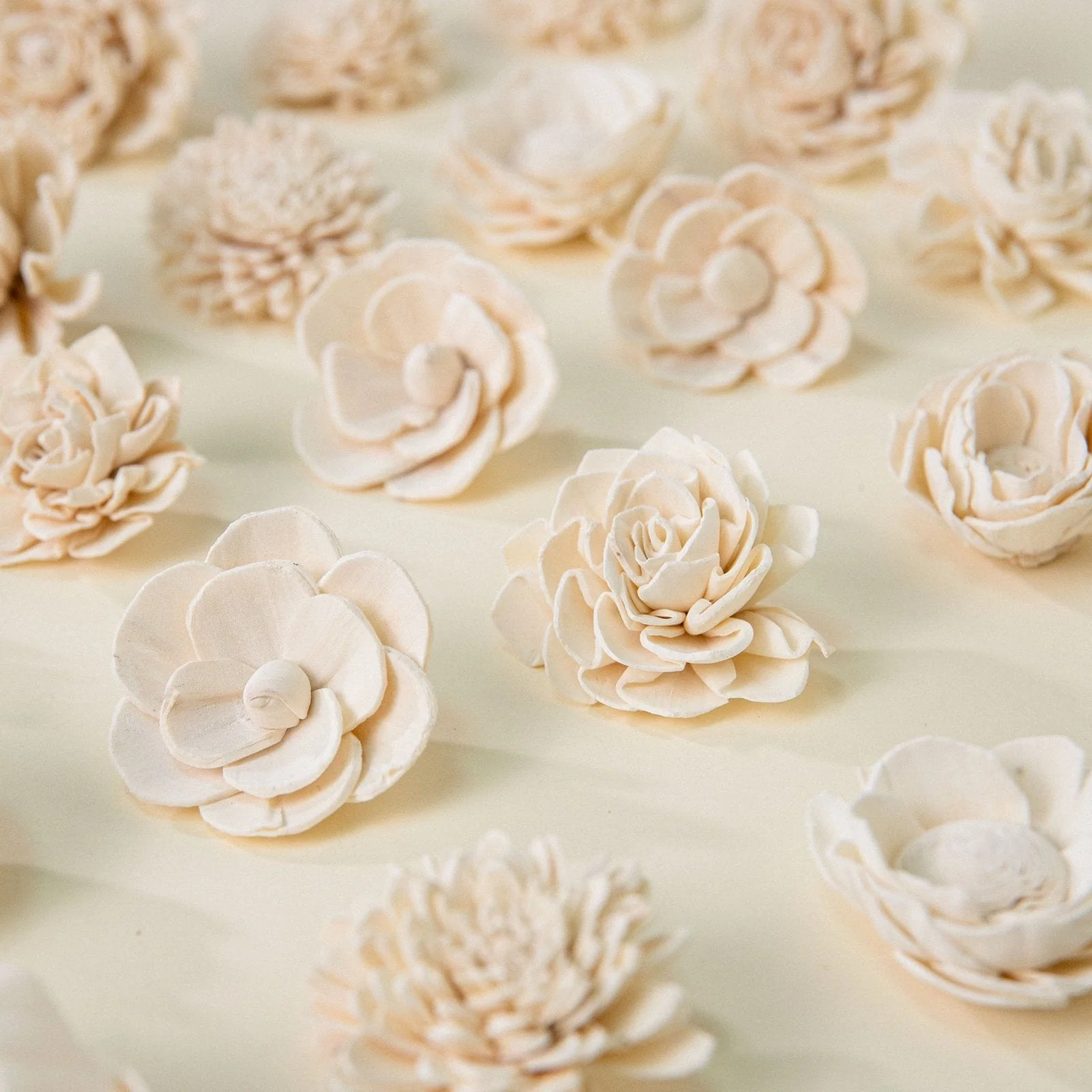 25-Pack of White Wedding-Colored Mixed Flowers - Image 2