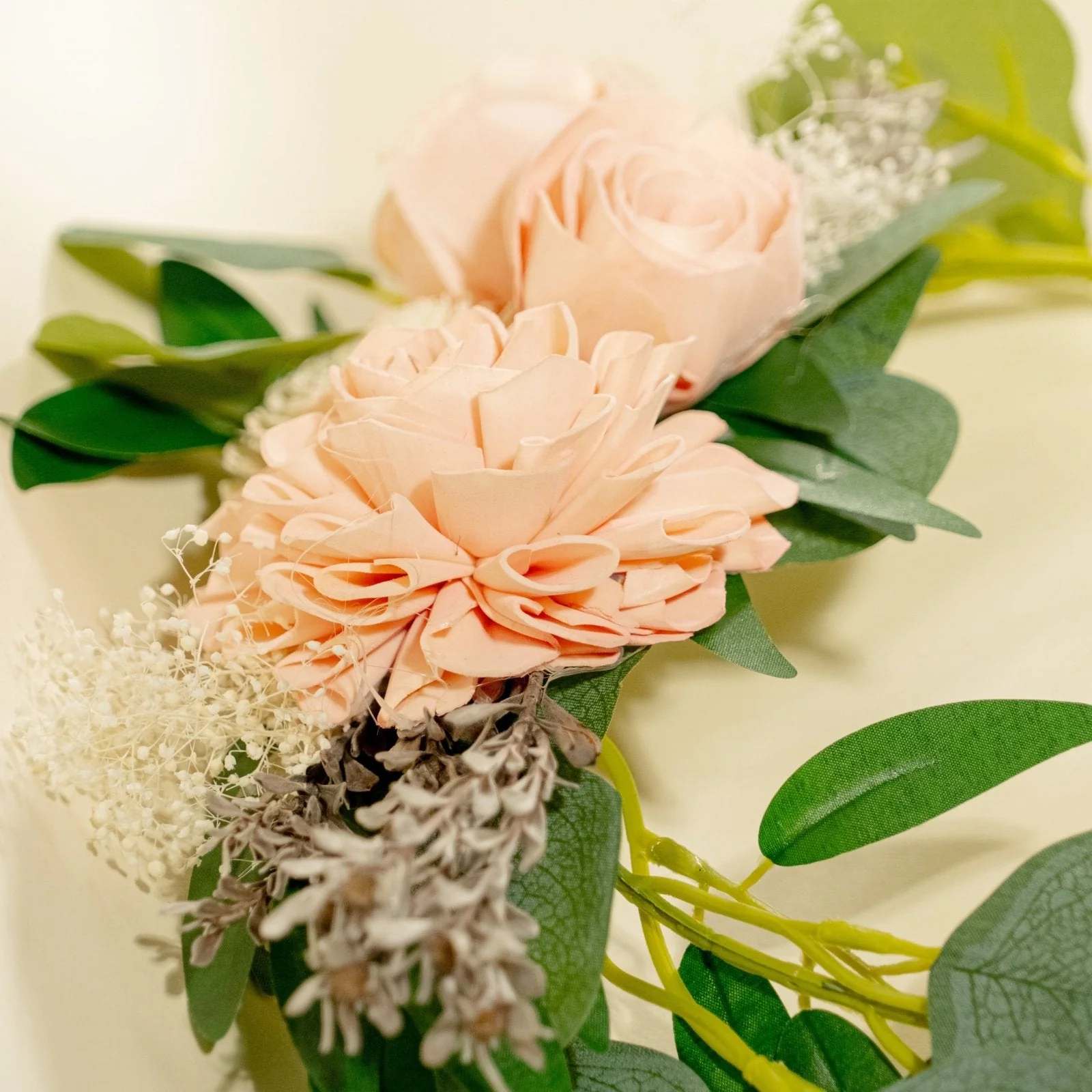 Bashful Beauty Garland - Image 6