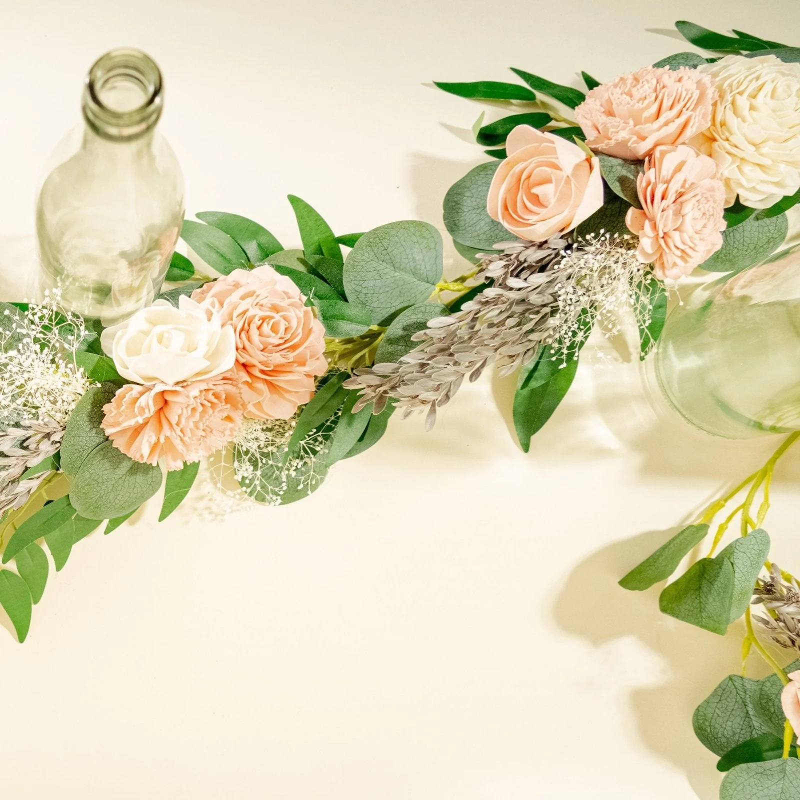 Bashful Beauty Garland - Image 8