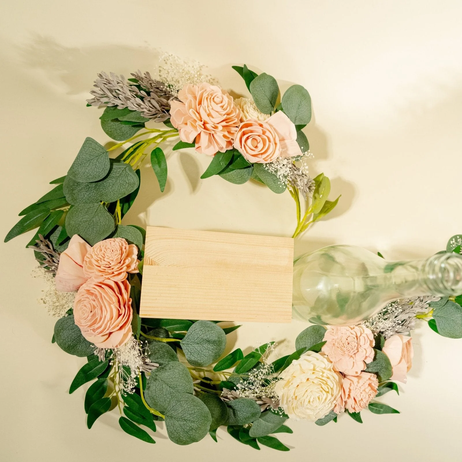 Bashful Beauty Garland - Image 9