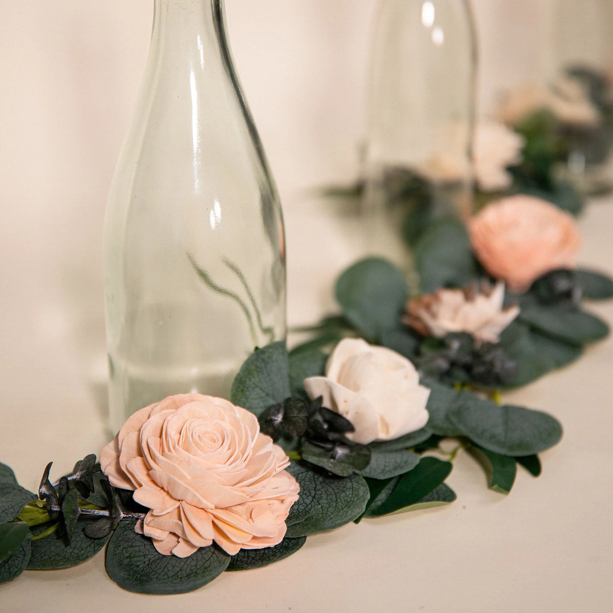 Blush Beauty Garland - Image 2