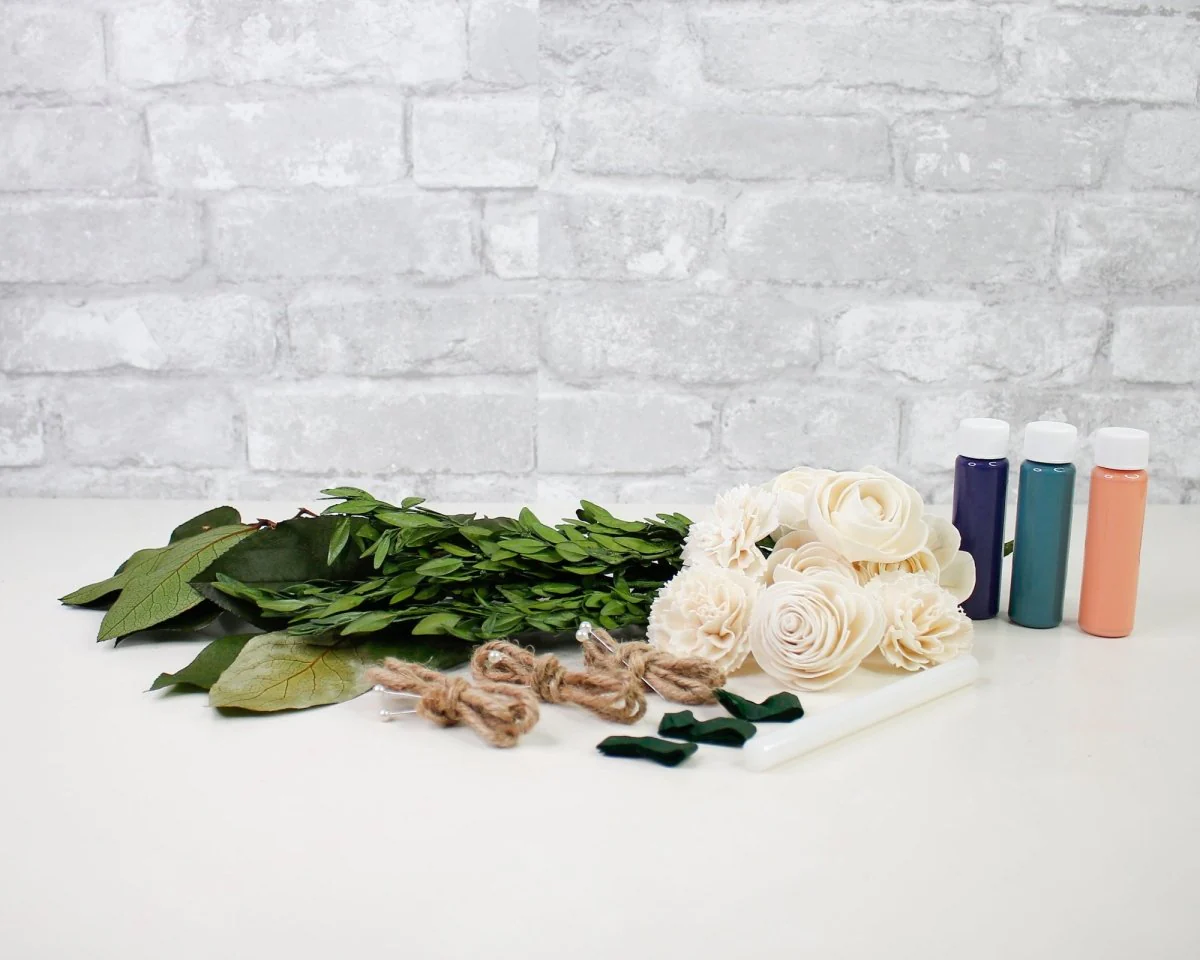 Botanical Beauty Boutonniere (Set of 3)* - Image 7