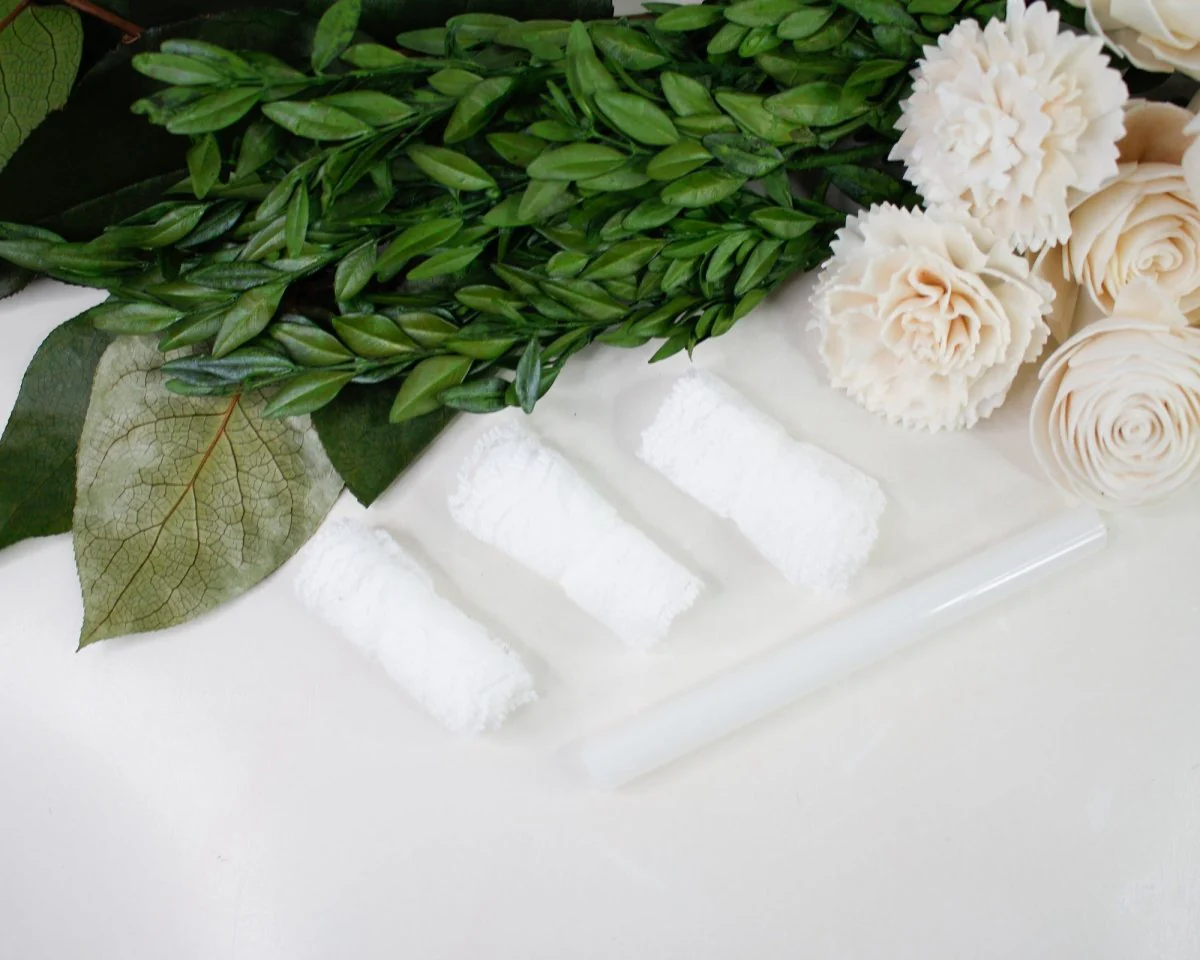 Botanical Beauty Corsage (Set of 3) - Image 7