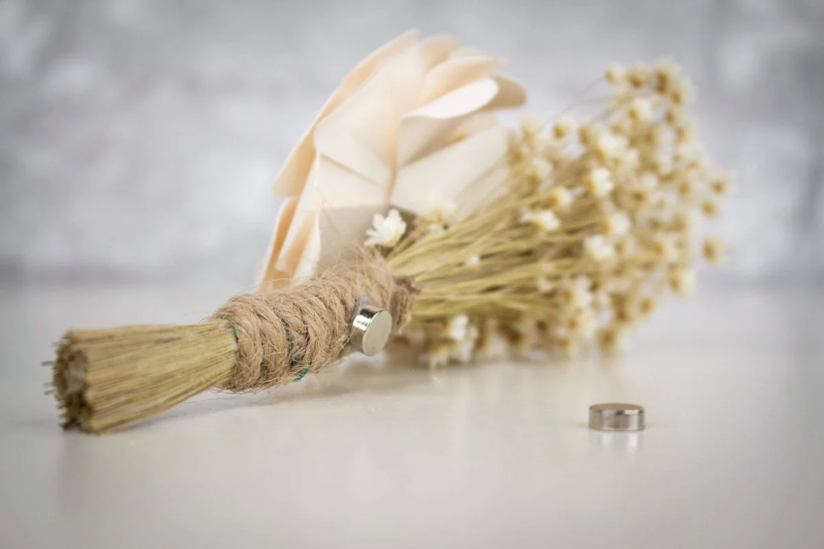 Boutonniere/Craft Magnets - Image 2