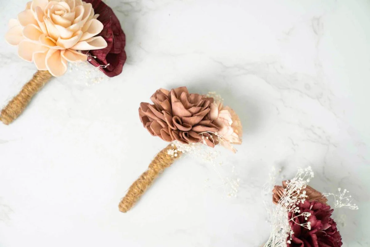 Bubblegum Bliss Boutonniere (Set of 3) - Image 2