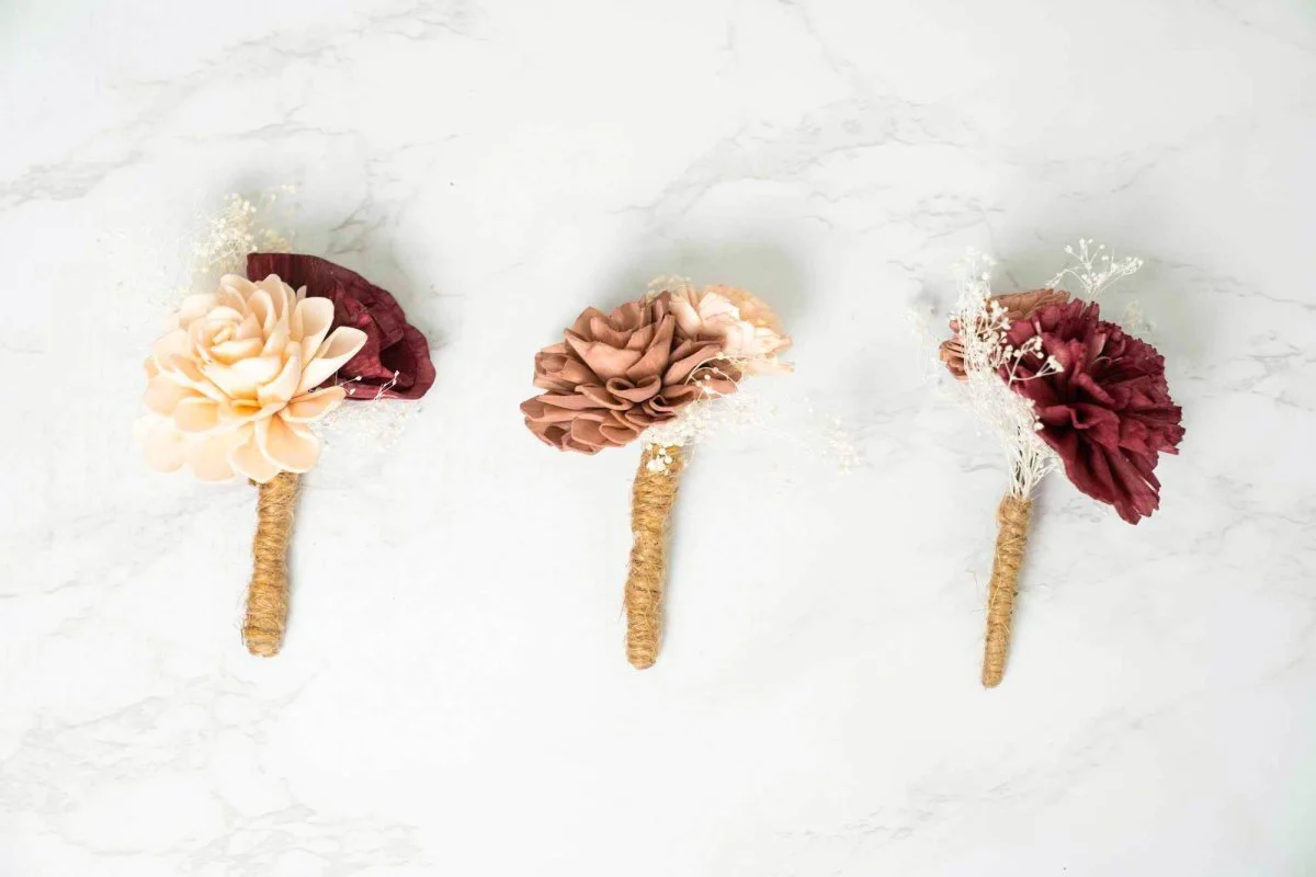 Bubblegum Bliss Boutonniere (Set of 3) - Image 3