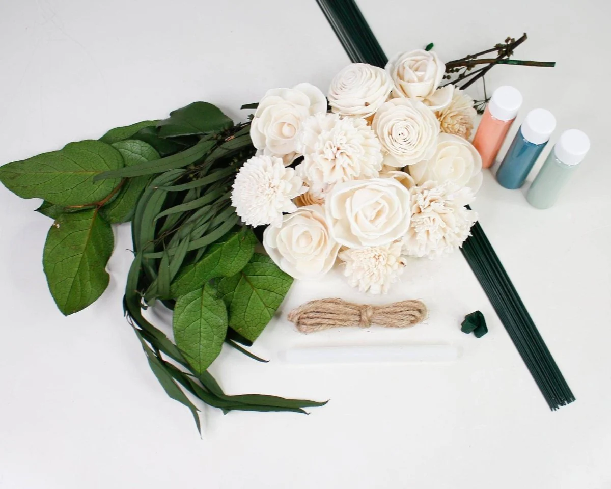 Caprice Mini Bouquet - Image 11