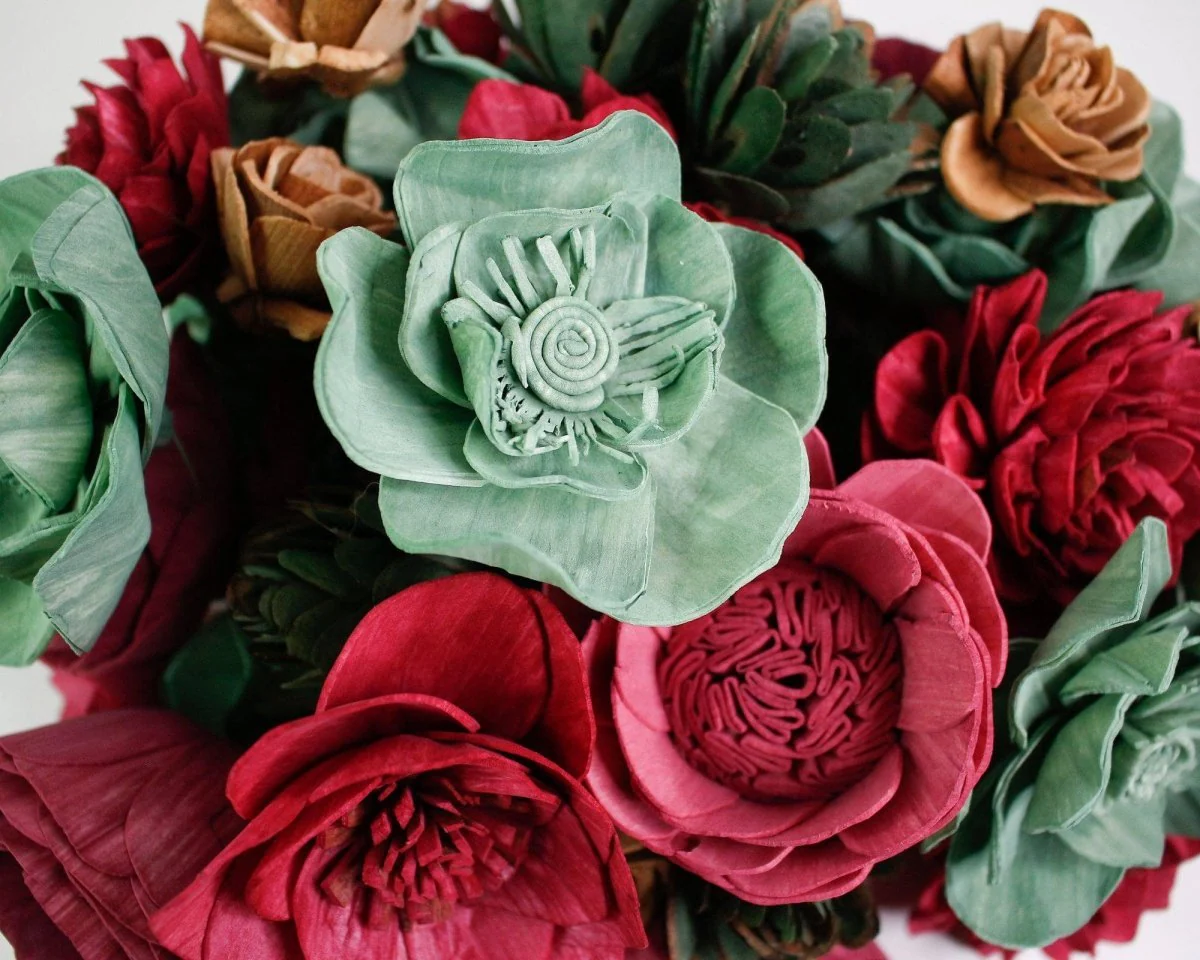 Classic Christmas Assortment - Image 9