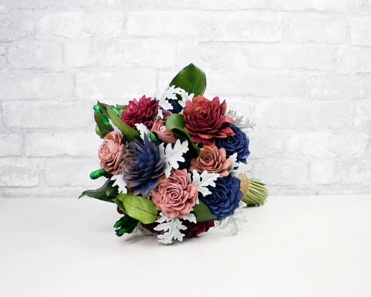 Concerto Bridesmaid Bouquet*