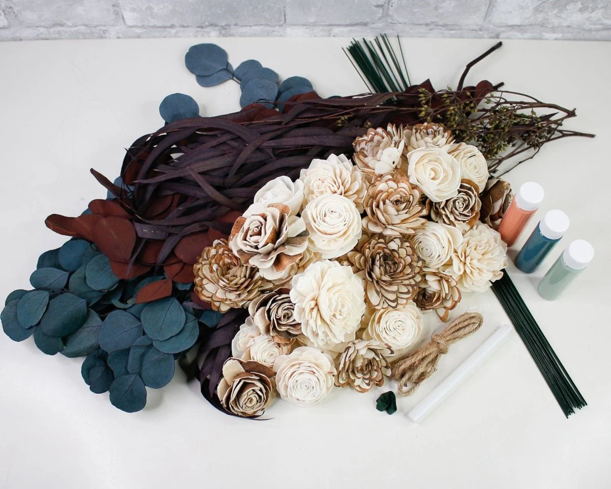 Cortez Bridesmaid Bouquet - Image 13