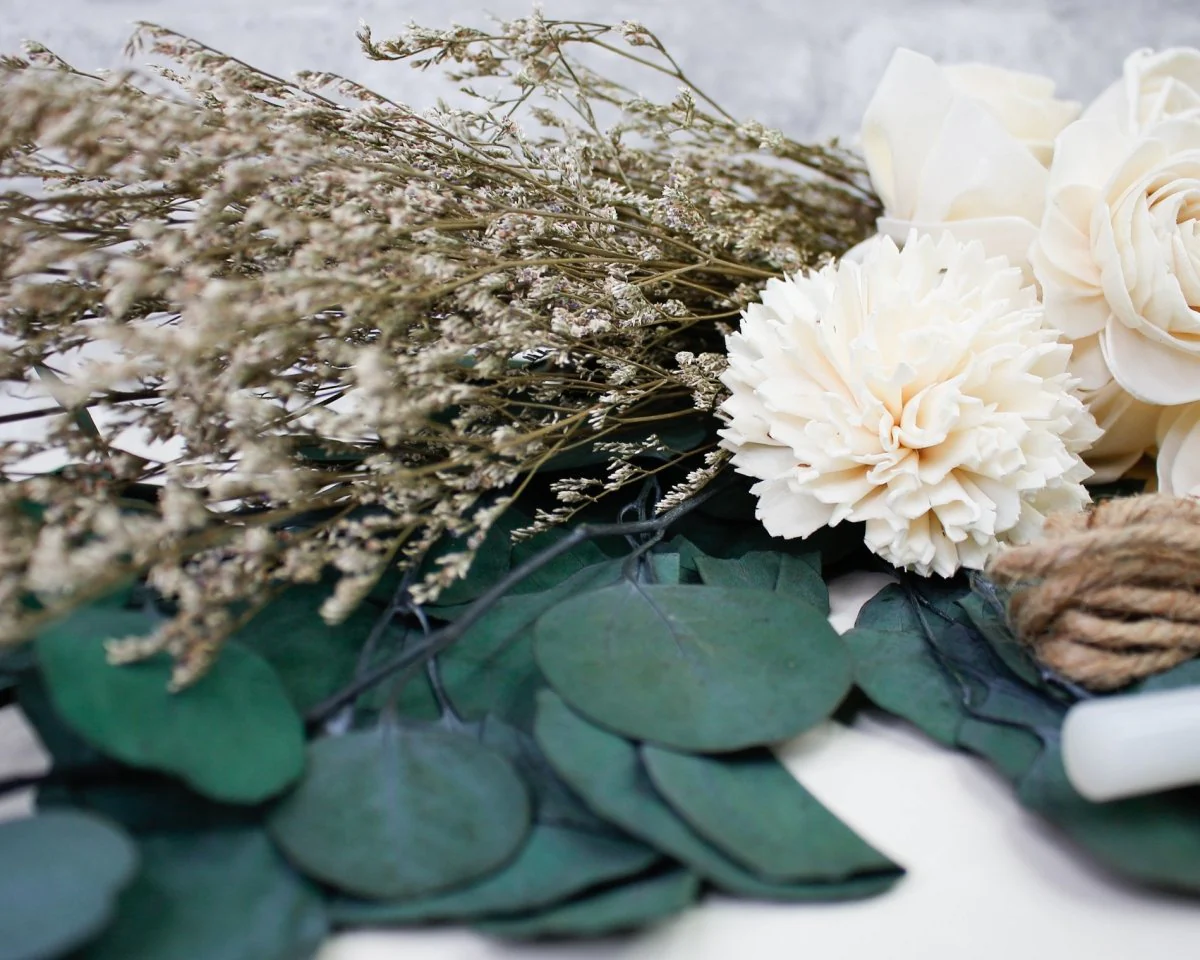 Eternity Mini Bouquet - Image 8
