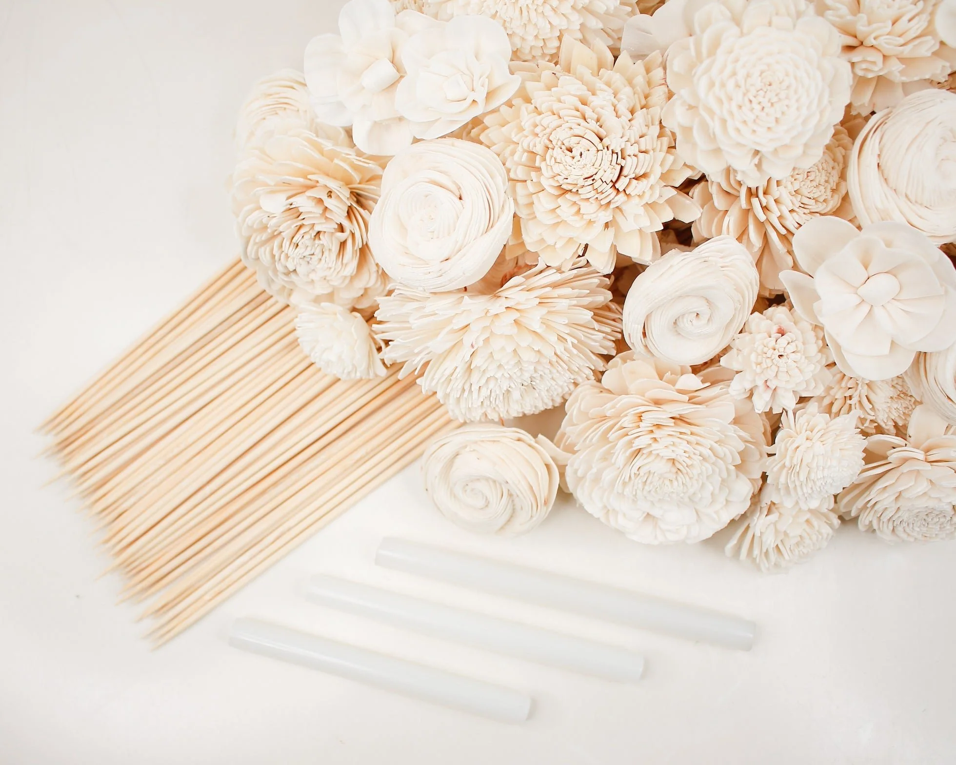 Flowers Forever Wreath Craft Kit - Image 4