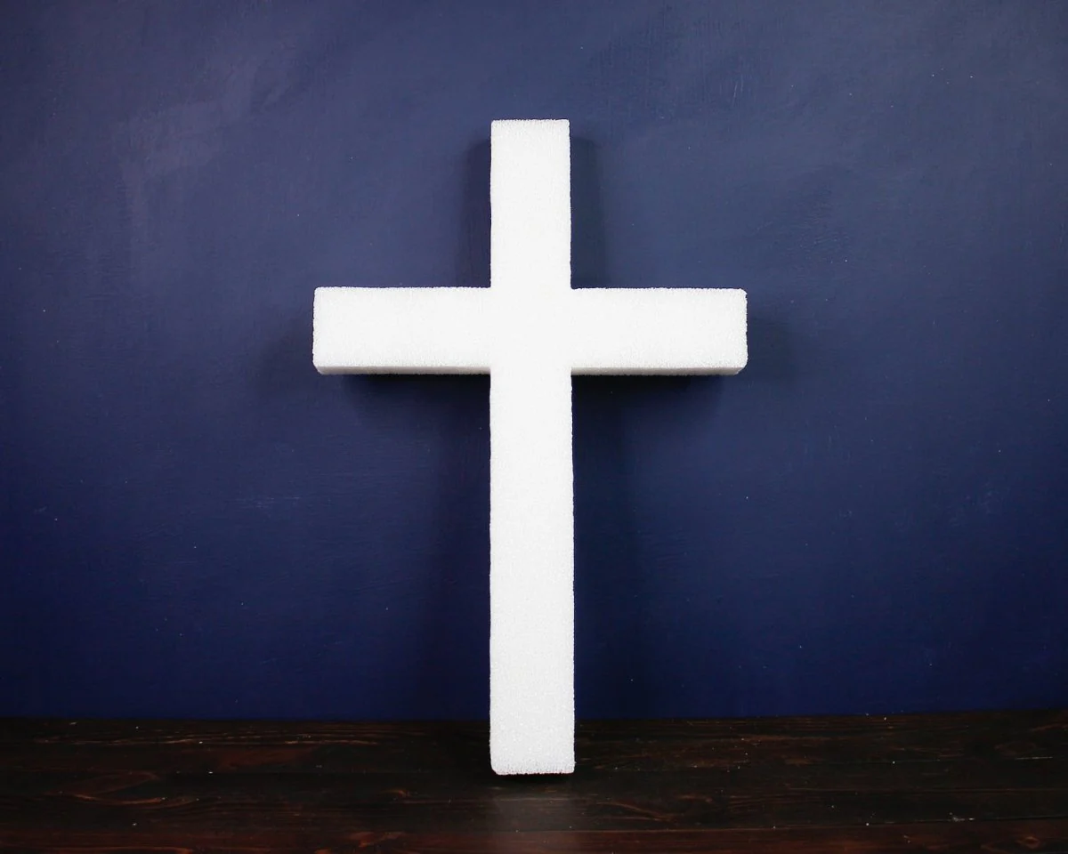 Foam Cross - Image 4