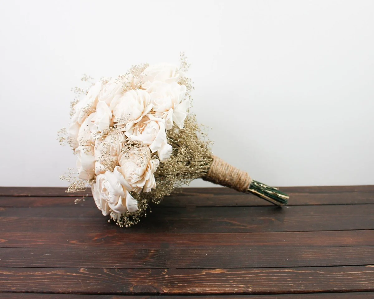 Gold Dust Finished Bouquet - Image 3