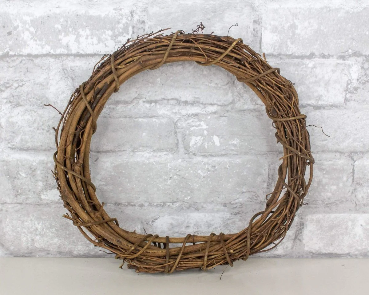 Grapevine Wreath - 10 inch - Image 3