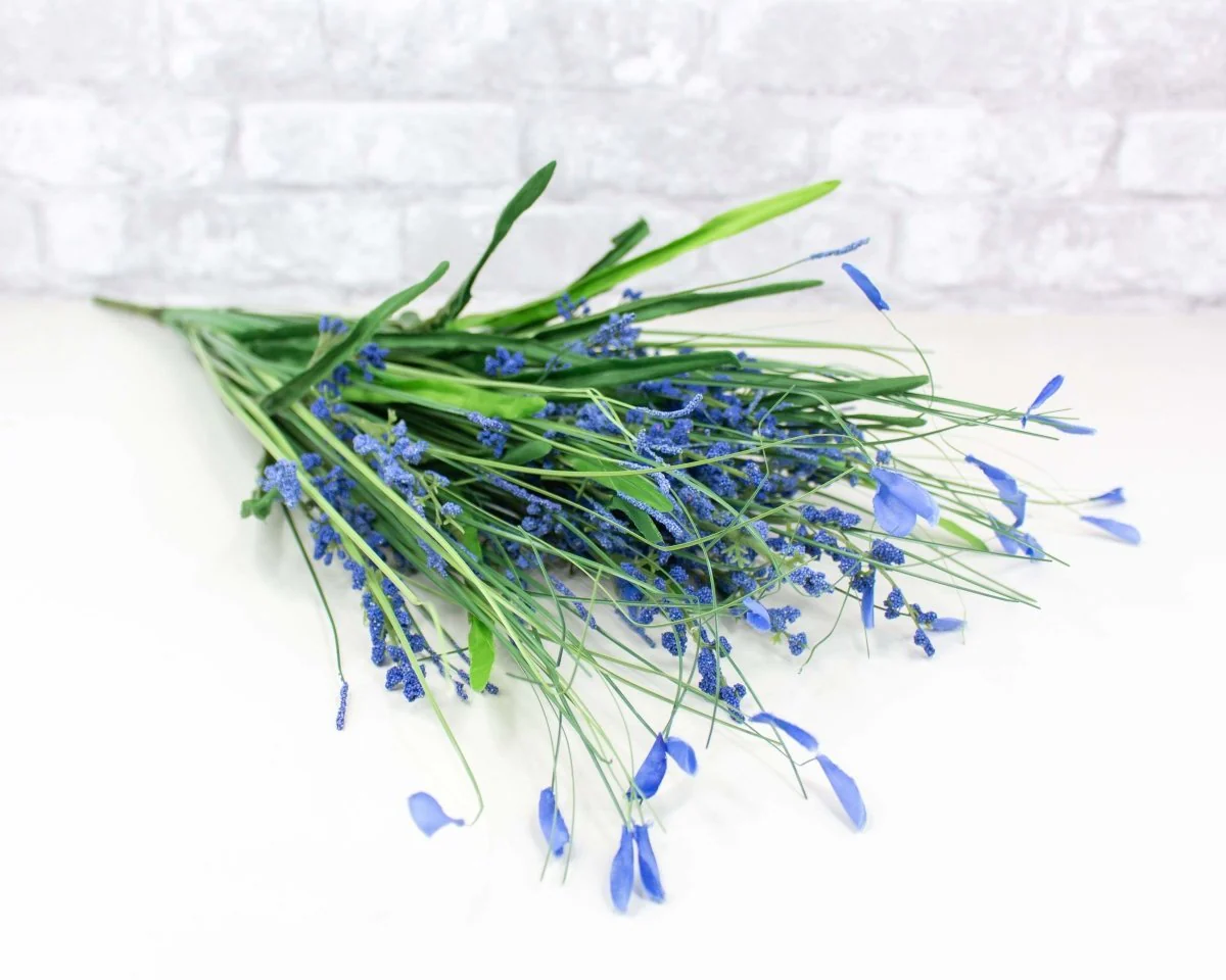 Heather Bush - Dark Blue Petals