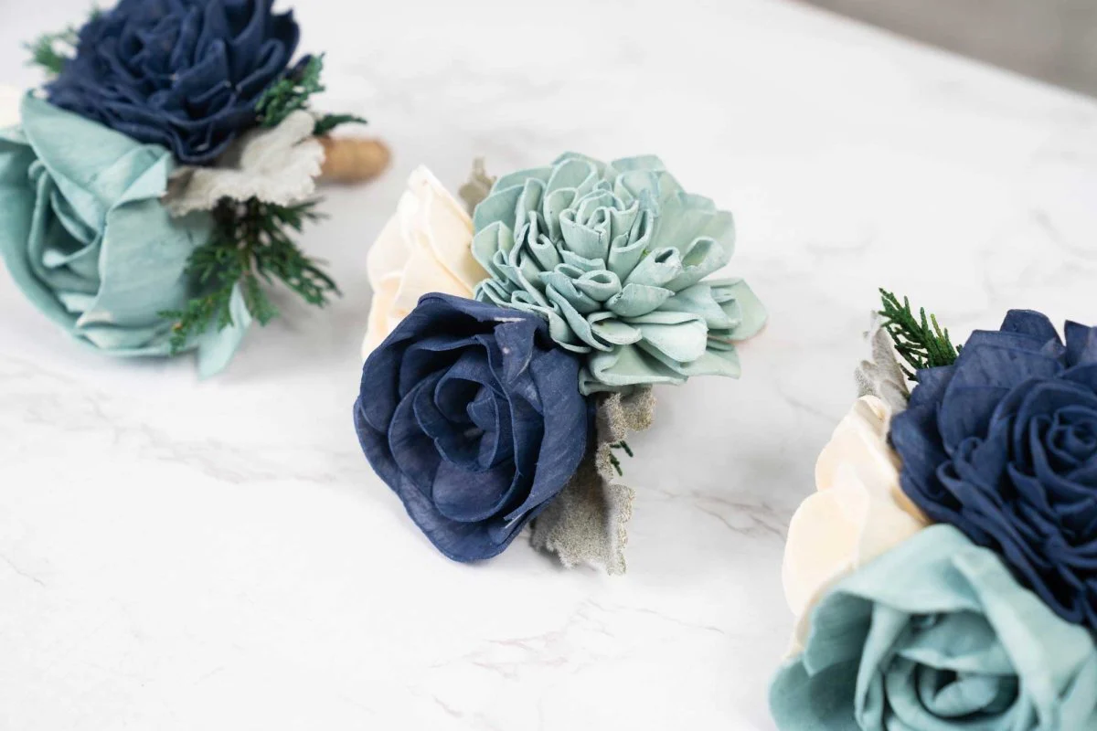Intuition Boutonniere (Set of 3)* - Image 3