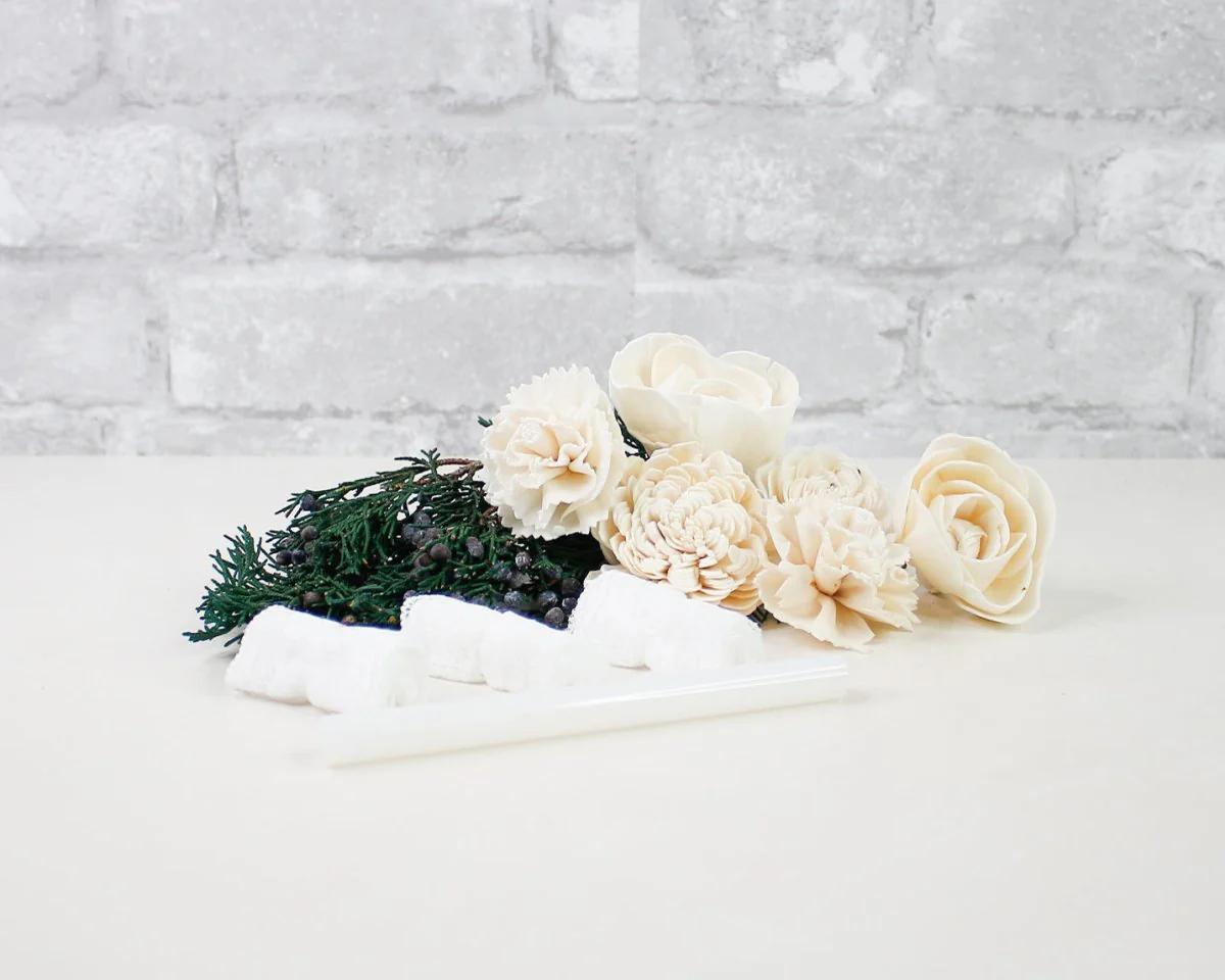 Juniper Corsage (Set Of 3) - Image 4