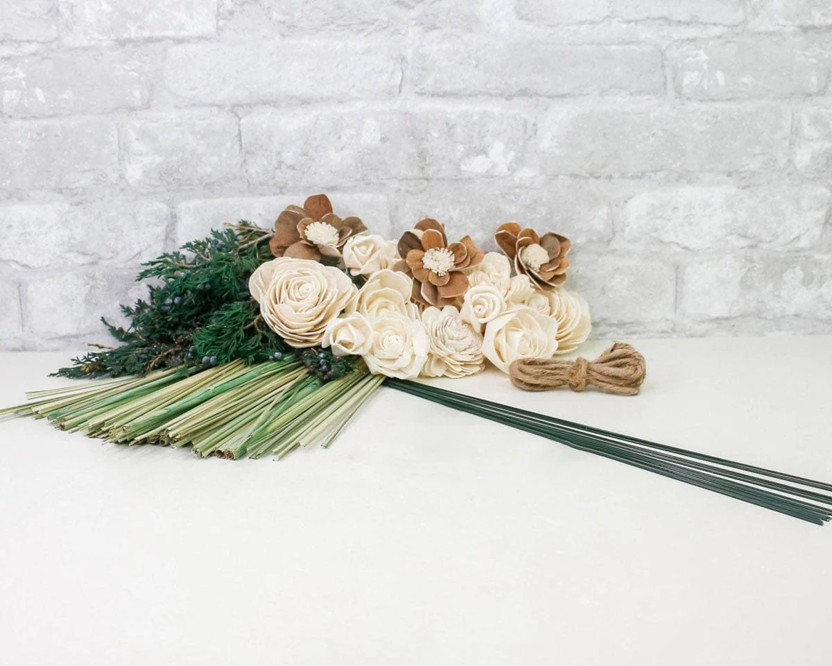 Juniper Mini Bouquet - Image 7