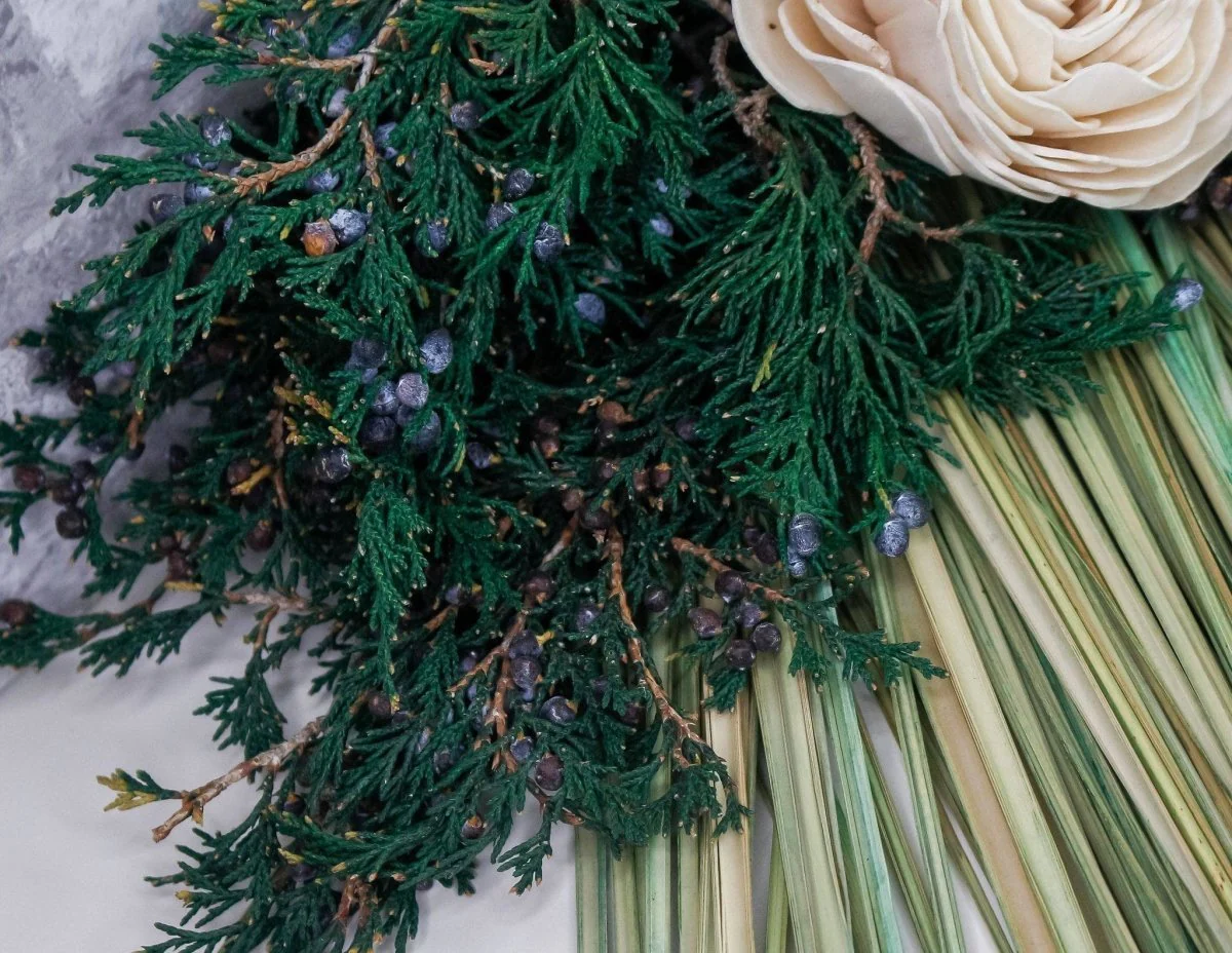 Juniper Mini Bouquet* - Image 5