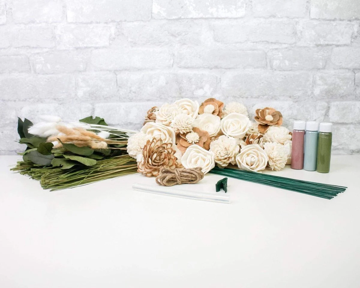 Lakeside Bouquet - Image 5