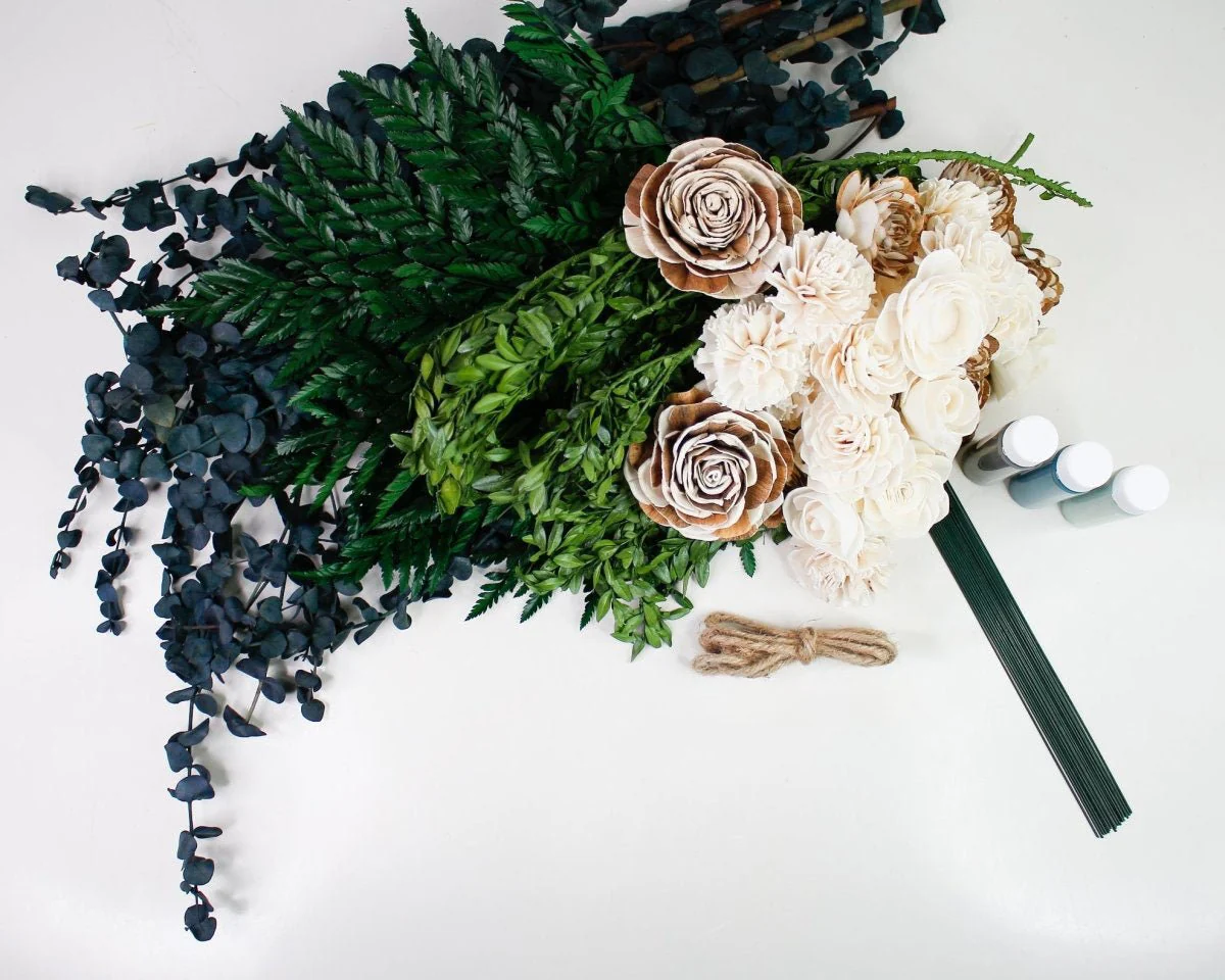 Lincoln Bay Bridesmaid Bouquet - Image 9