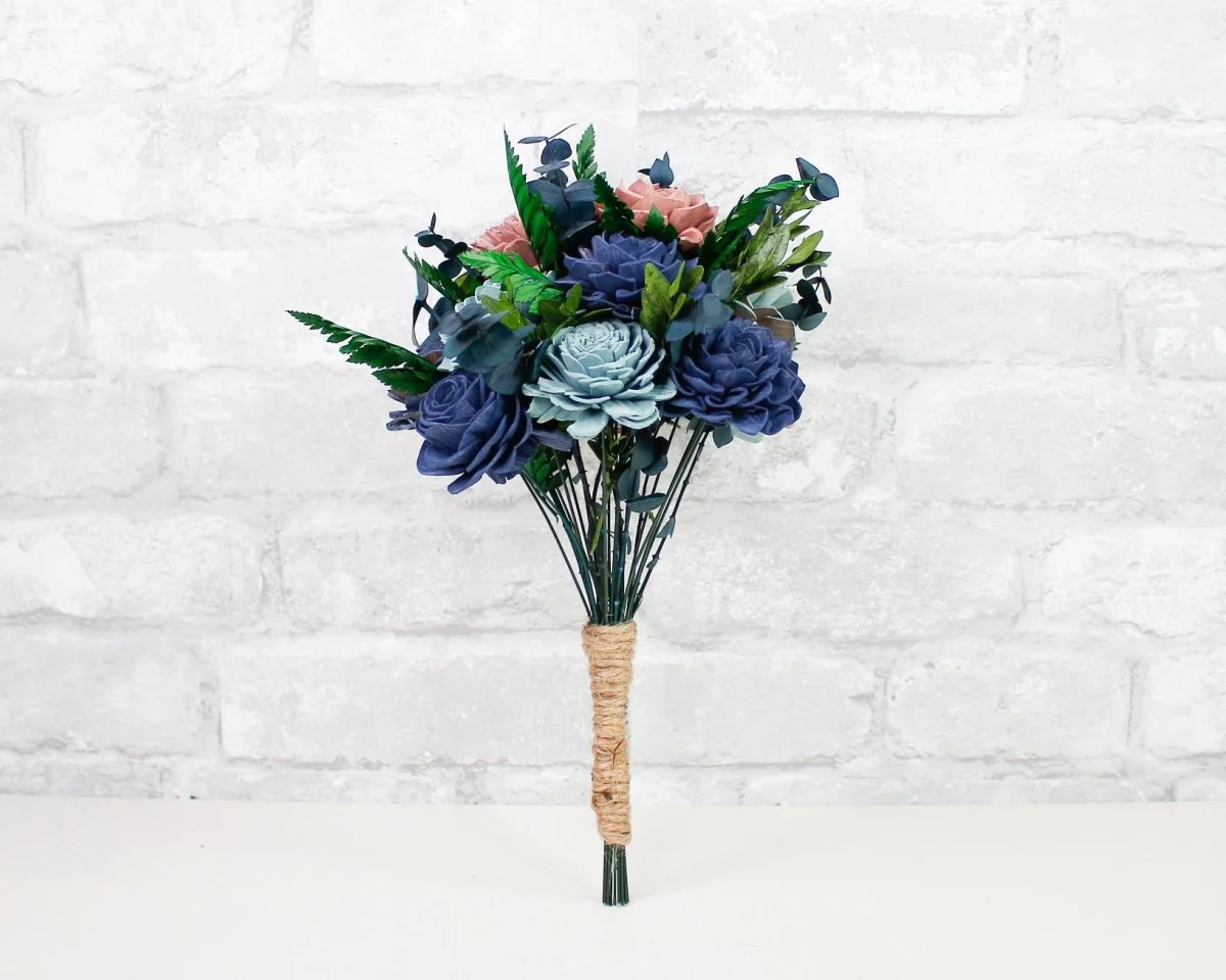 Lincoln Bay Mini Bouquet - Image 6