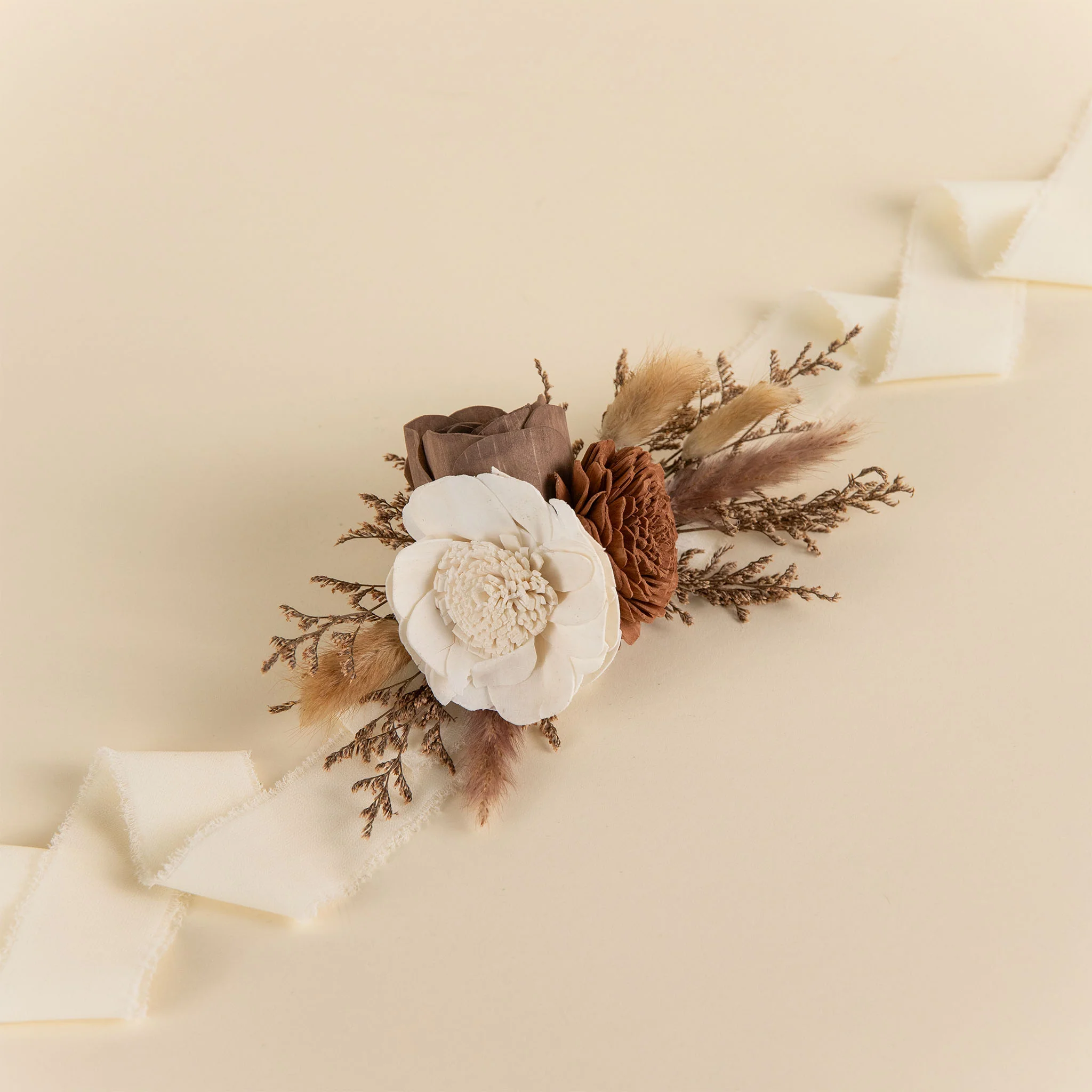 Luxe Amber Simple Corsage - Image 3