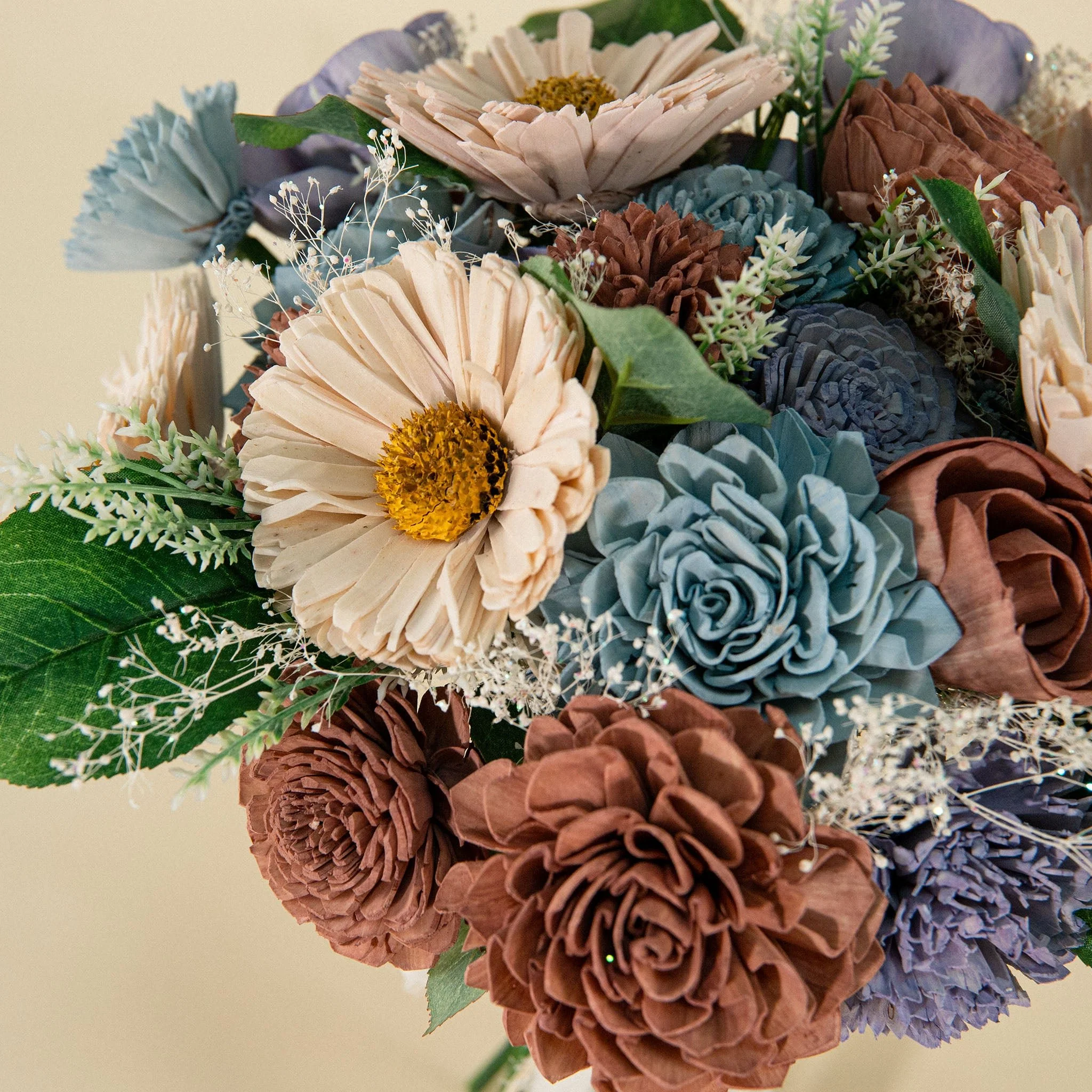 Luxe Daisy Bridesmaid Bouquet - Image 3