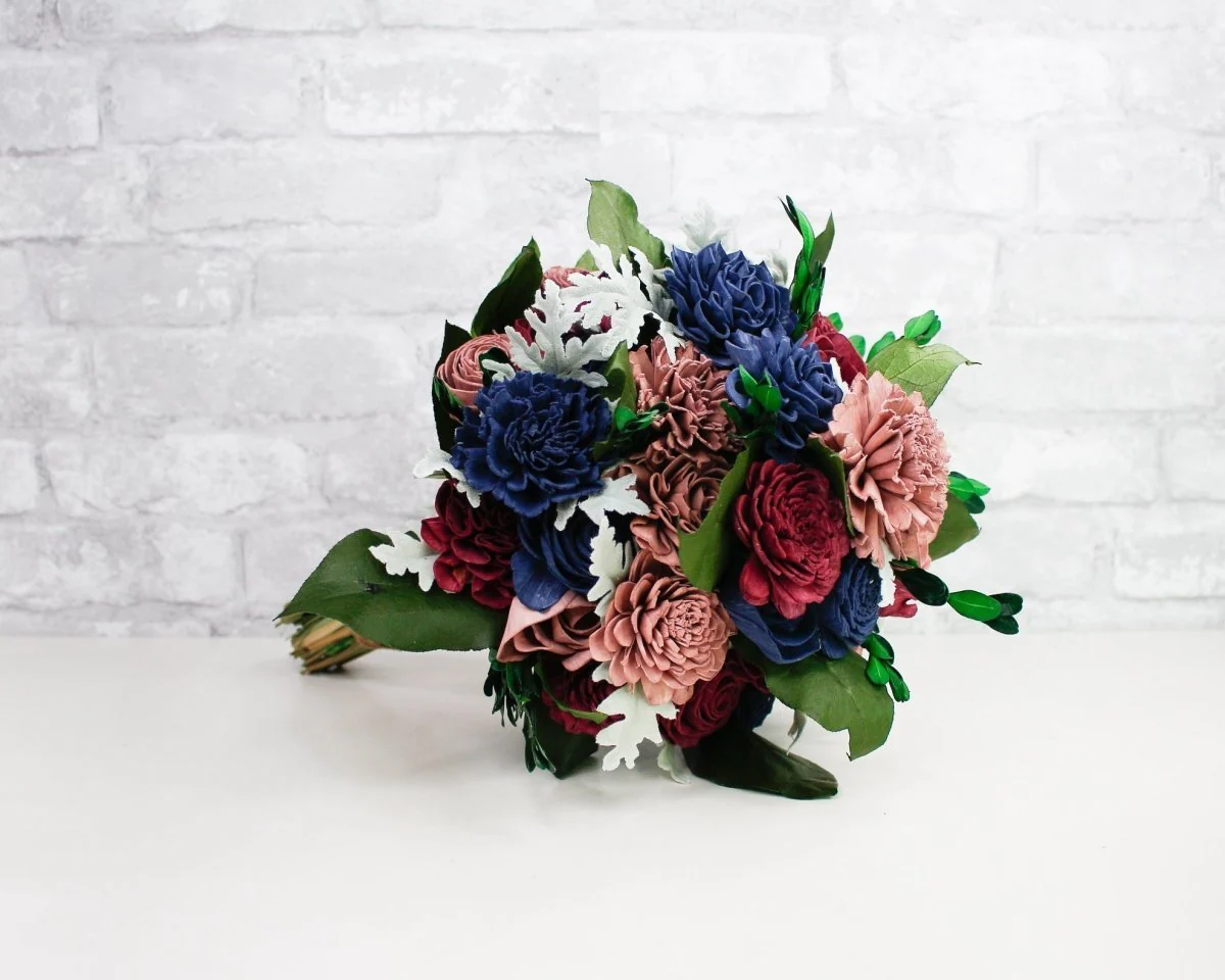 Majestic Love Finished Bouquet - Large - Image 3