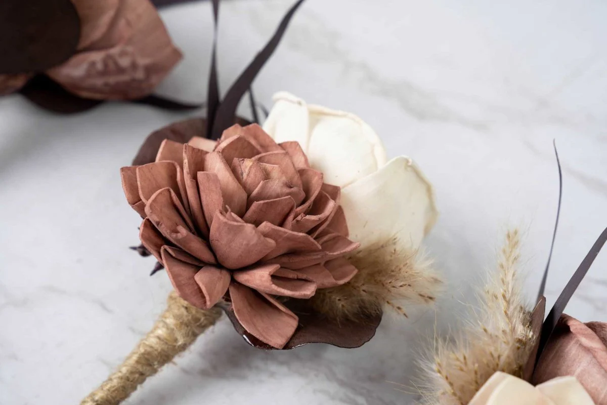 Majestic Boutonniere (Set of 3) - Image 2