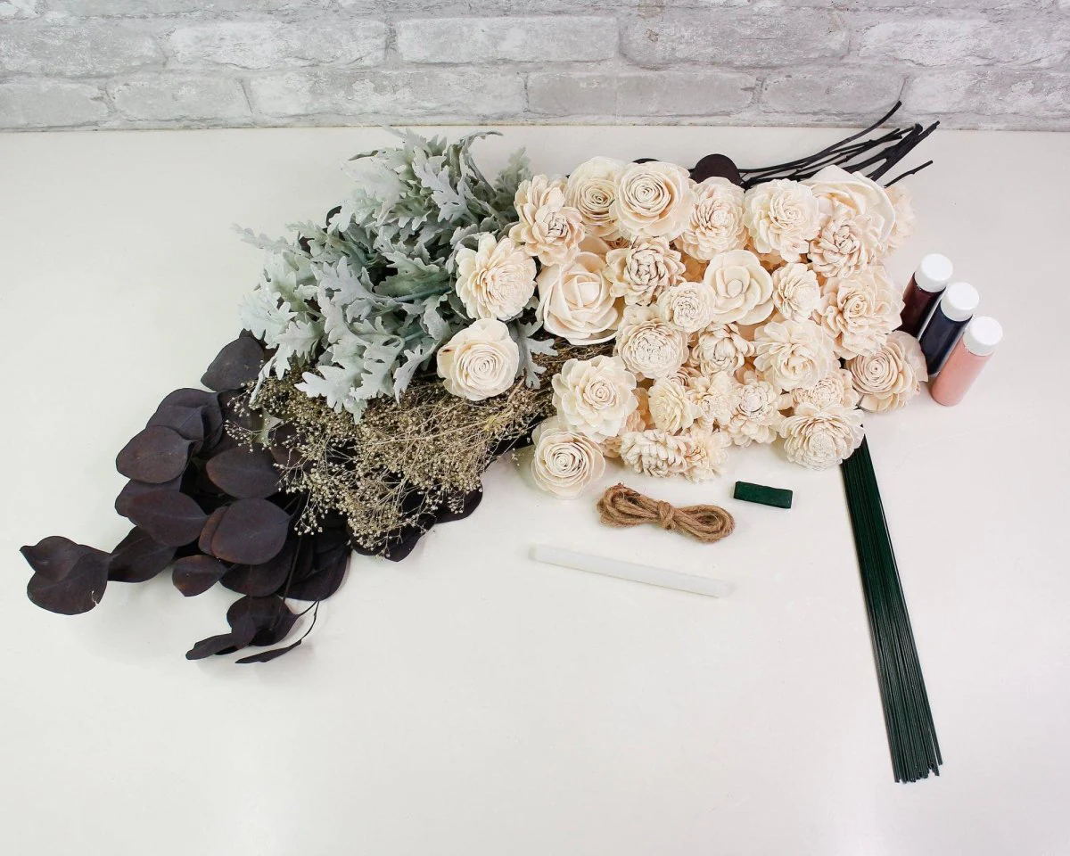 Melrose Magic Bridal Bouquet - Image 14
