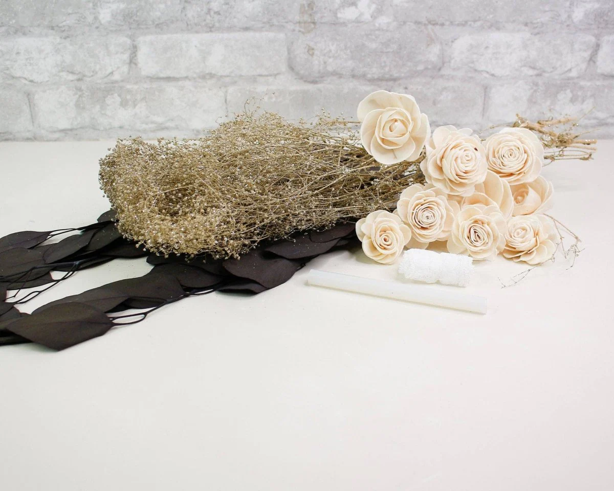 Melrose Magic Corsage (Set of 3) - Image 8