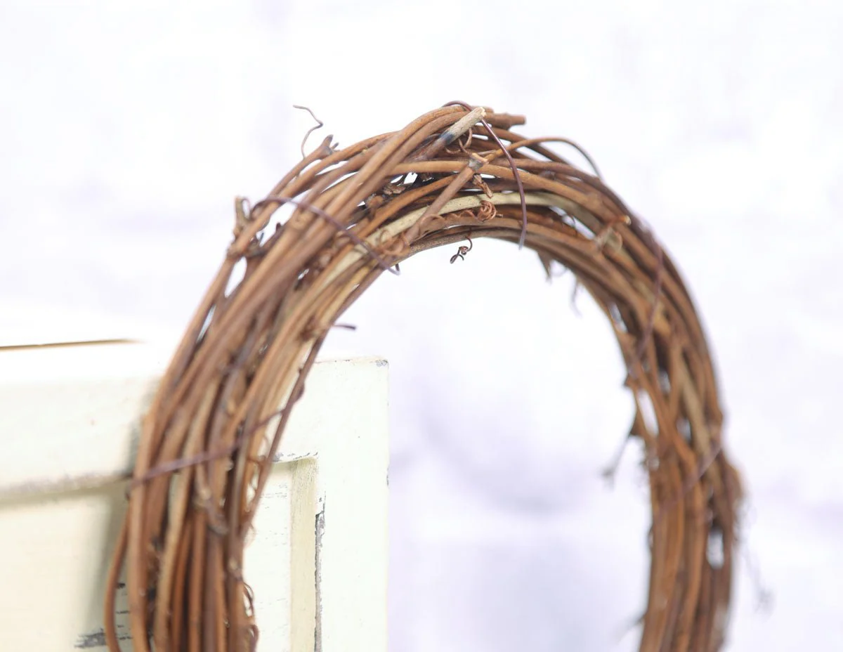 Mini Grapevine Wreath - Image 2