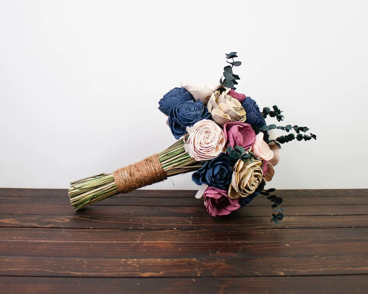 Must Be Love Finished Bouquet - Image 4