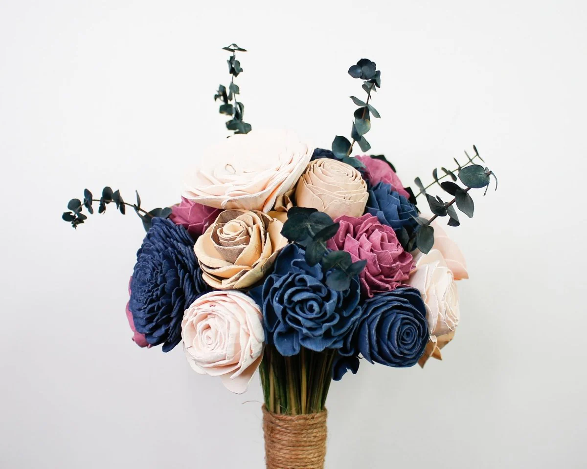Must Be Love Finished Bouquet - Image 7
