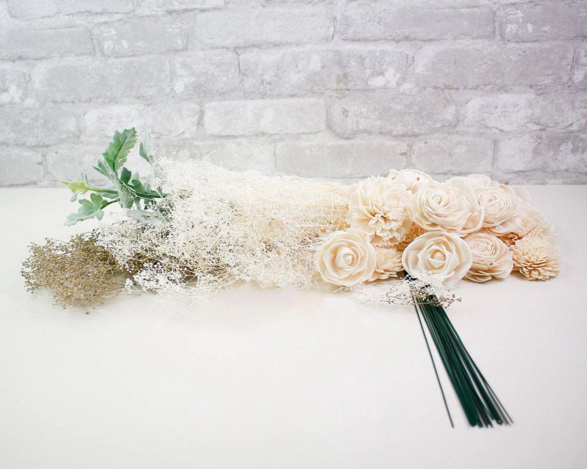 Nearly Nude Mini Bouquet - Image 10