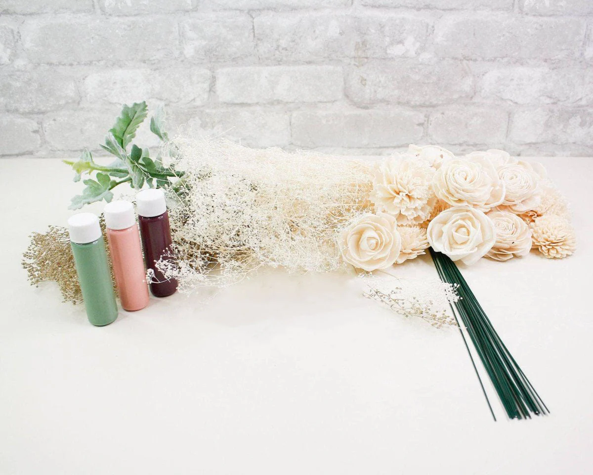 Nearly Nude Mini Bouquet - Image 9