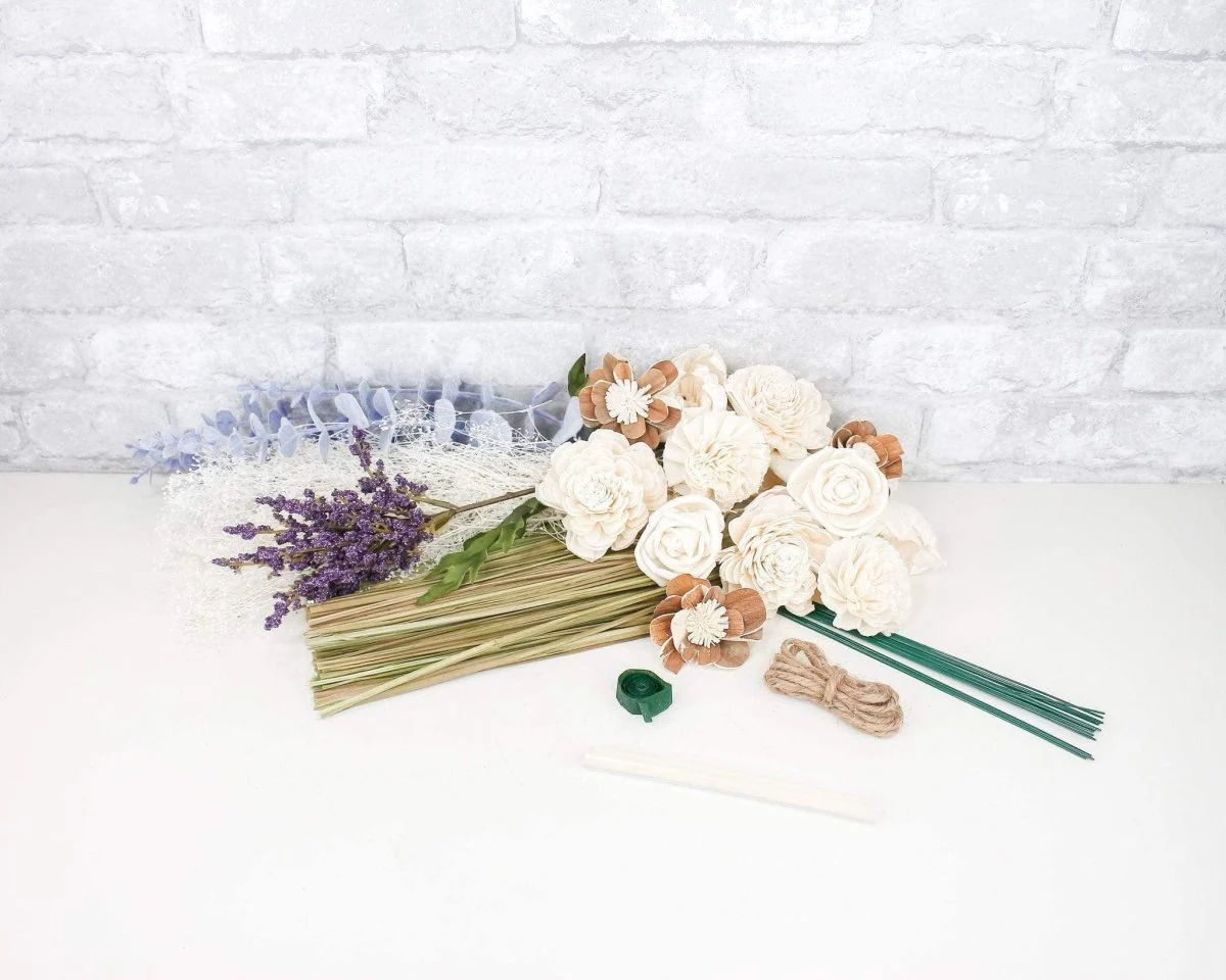 Northern Lights Bouquet - Image 5
