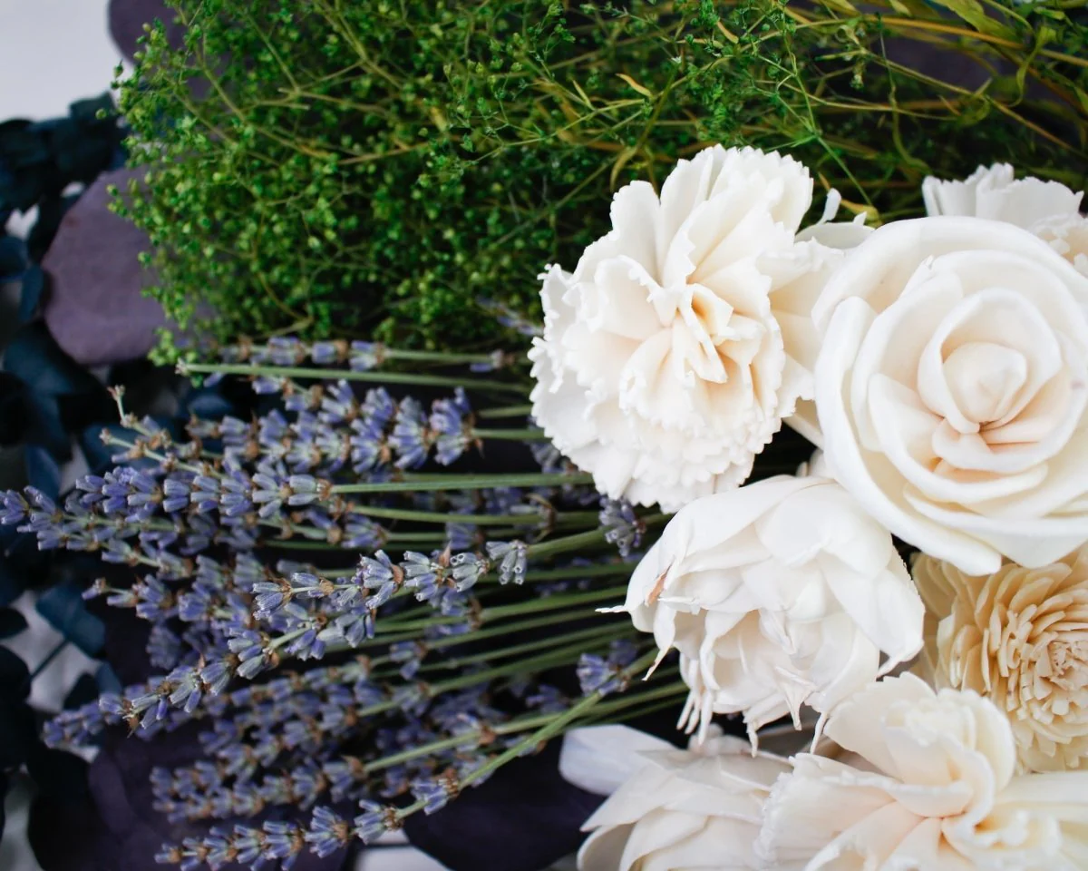 Paris Bridal Bouquet - Image 6