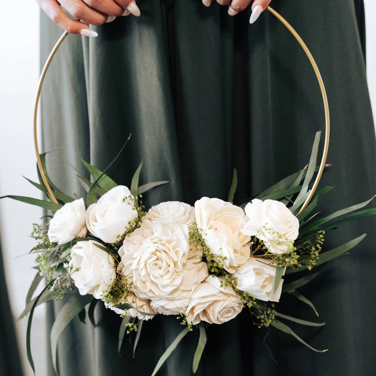 Perfect Simplicity Hoop Bouquet - Image 2