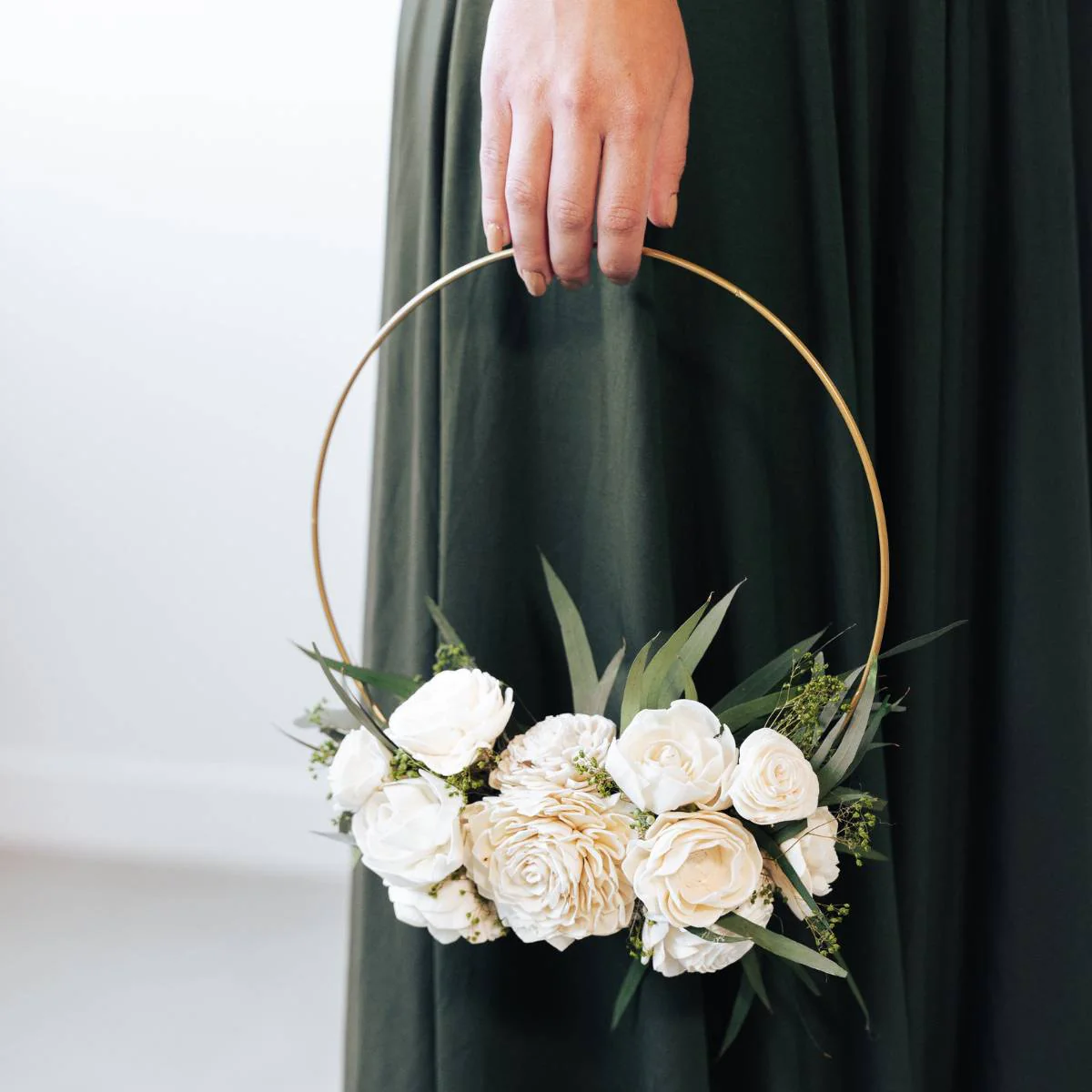 Perfect Simplicity Hoop Bouquet* - Image 6