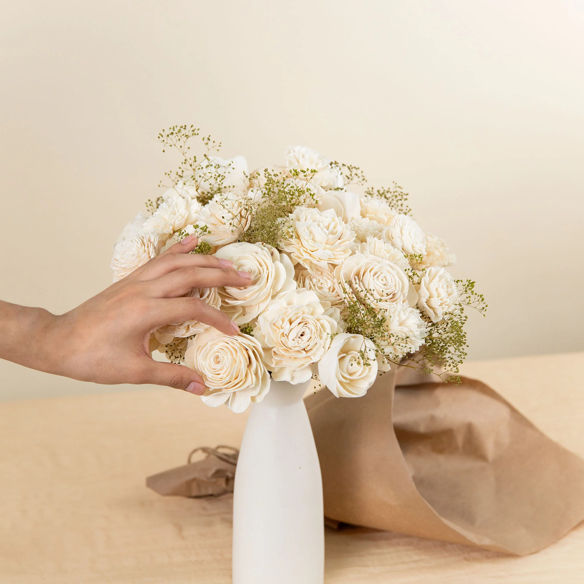Perfect Simplicity Loose Flower Bouquet - Image 2