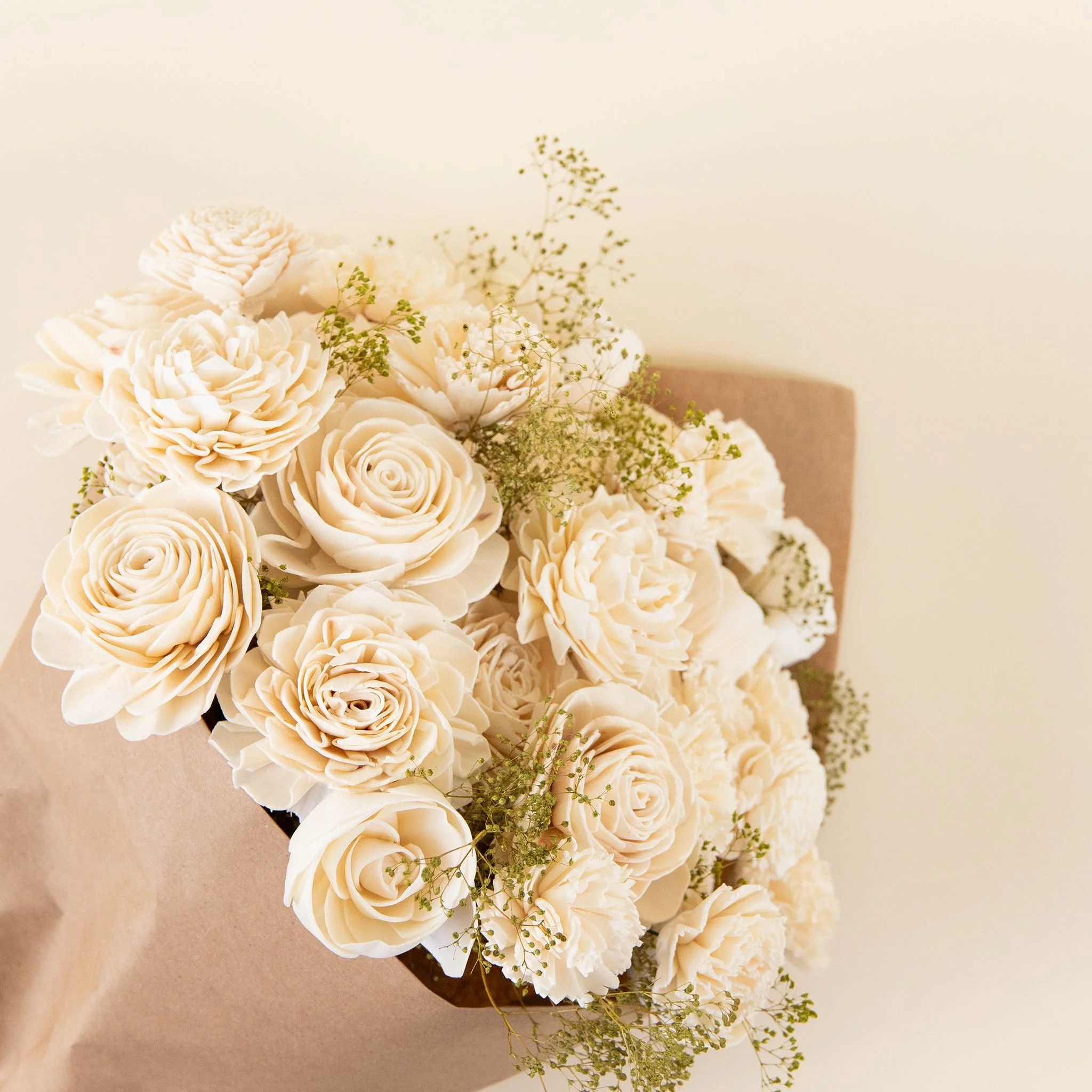 Perfect Simplicity Loose Flower Bouquet - Image 3