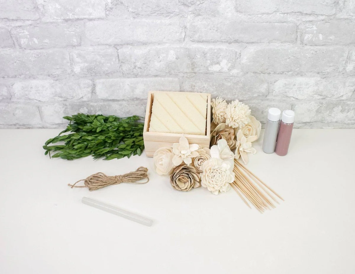 Mini Boxwood Centerpiece - Image 8