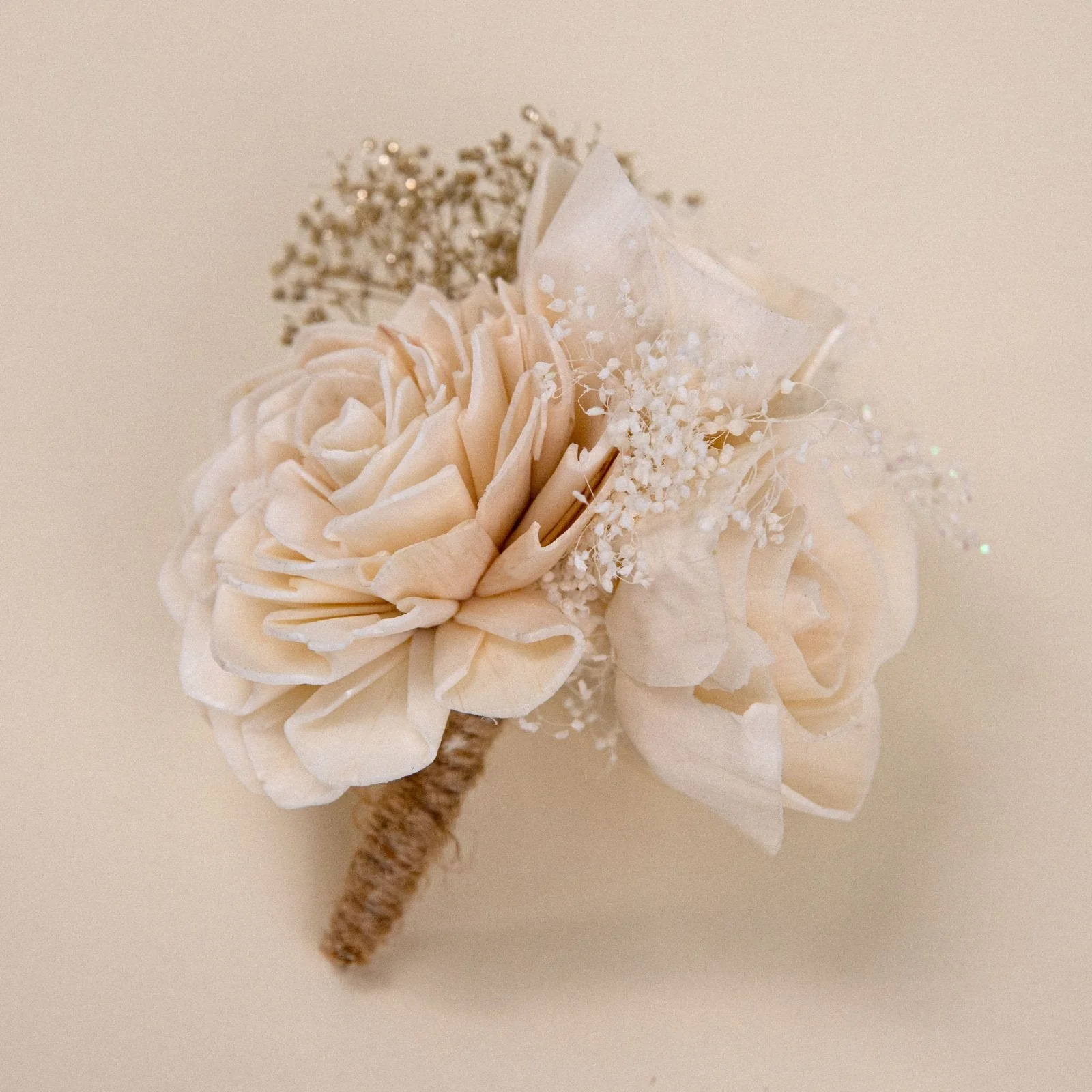 Pure Elegance Groom's Boutonniere - Image 2