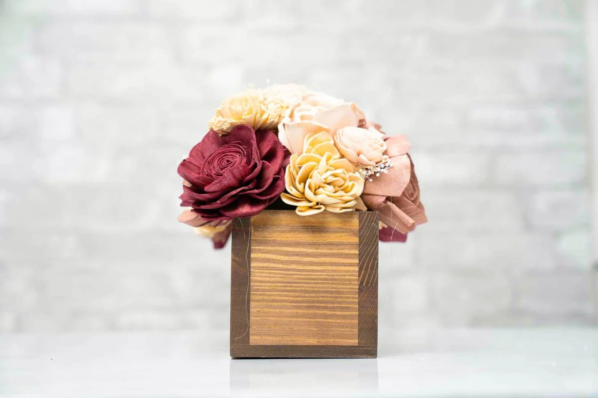 Radiant Sunshine Finished Centerpiece - Image 4