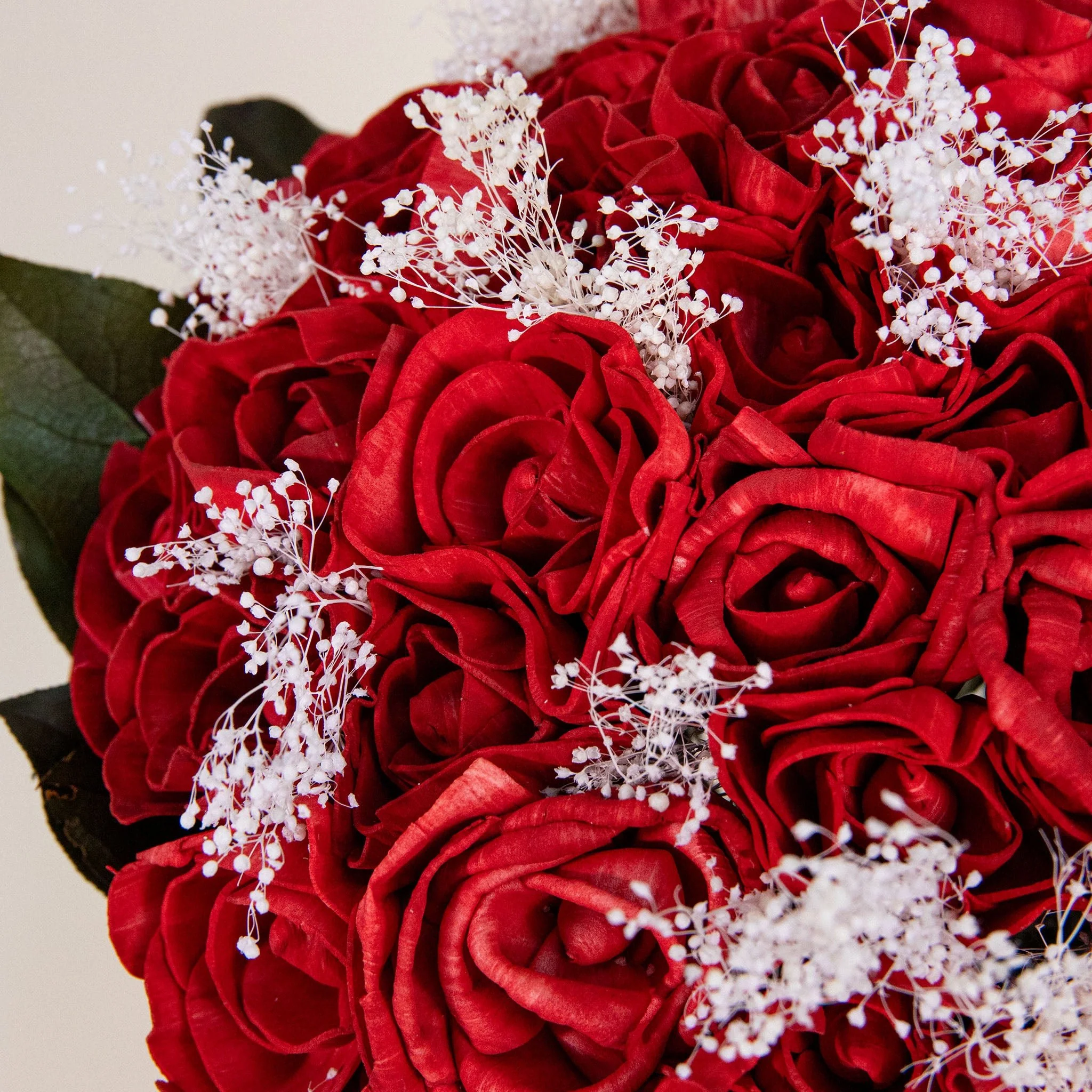 Red Rose Gift Bouquet - Image 3