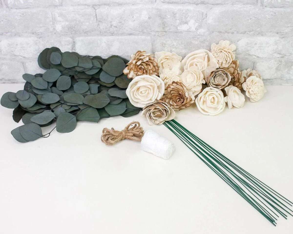 Silver Mini Bouquet - Image 7